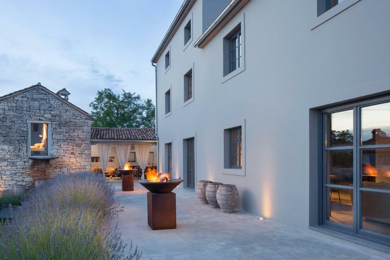 Br Villas By Rent Istria Radetići Exterior foto