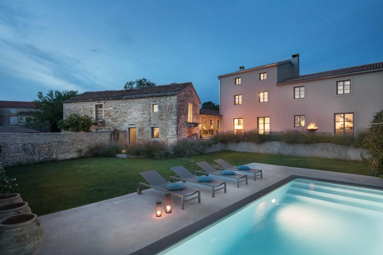 Br Villas By Rent Istria Radetići Exterior foto