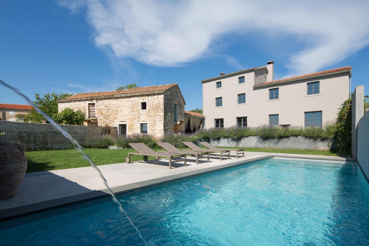 Br Villas By Rent Istria Radetići Exterior foto