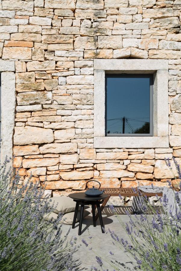 Br Villas By Rent Istria Radetići Exterior foto